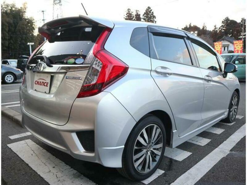 FIT HYBRID