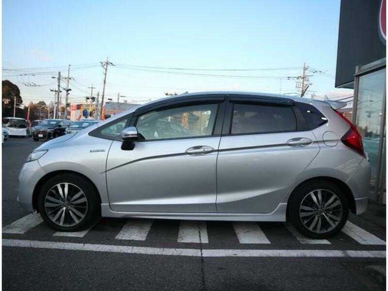 FIT HYBRID