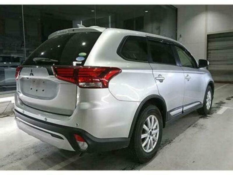 OUTLANDER