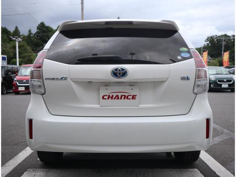 PRIUS ALPHA