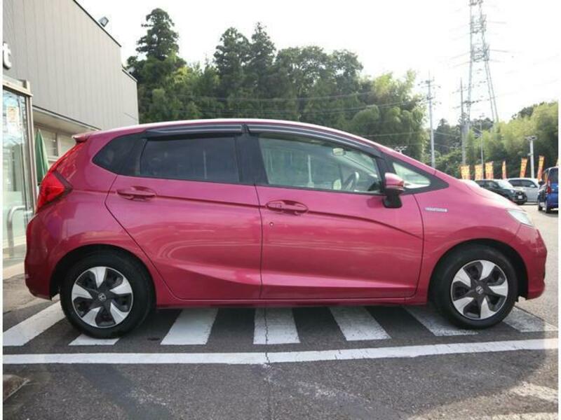 FIT HYBRID