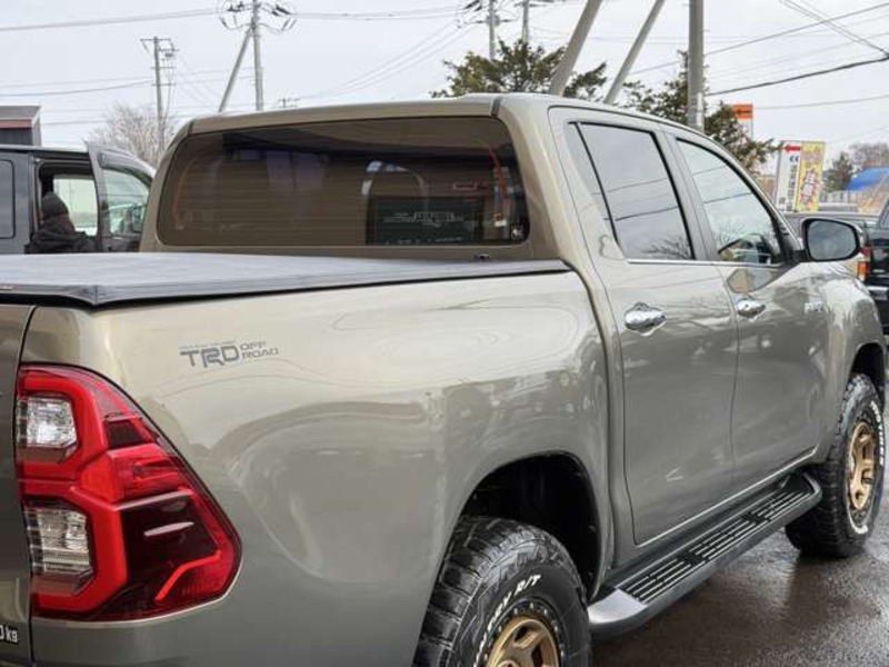 HILUX