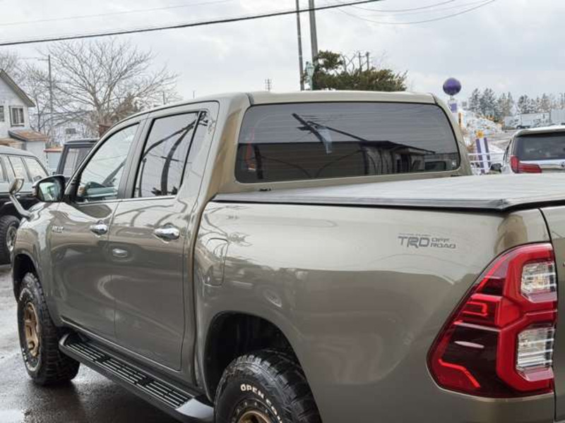 HILUX
