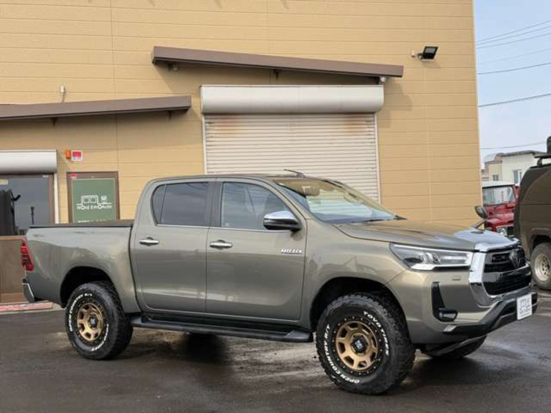 HILUX