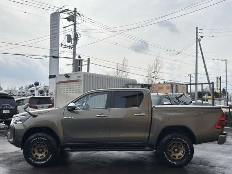 HILUX