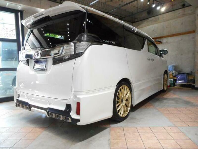 VELLFIRE