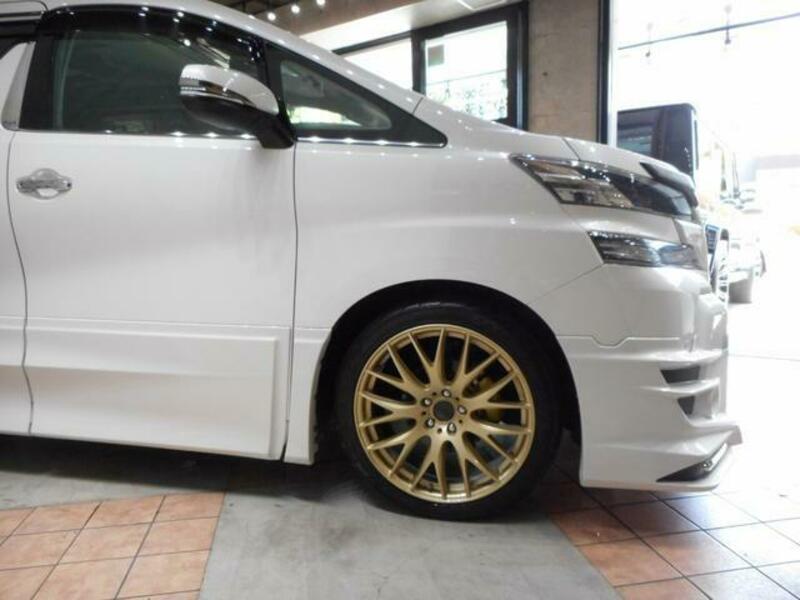 VELLFIRE