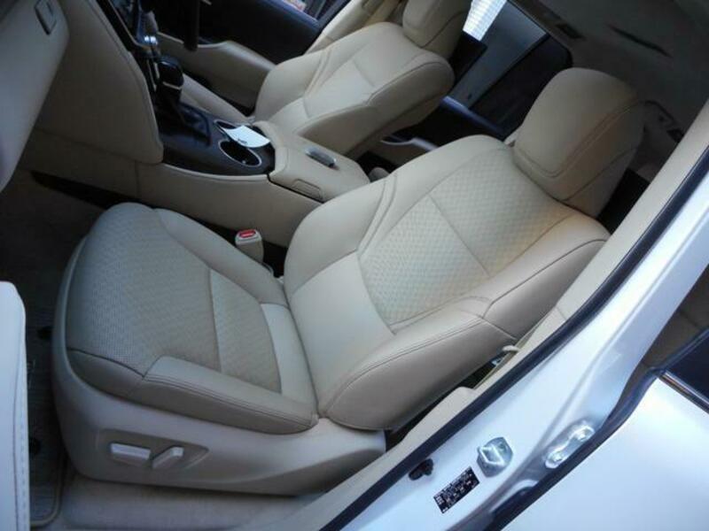 LAND CRUISER