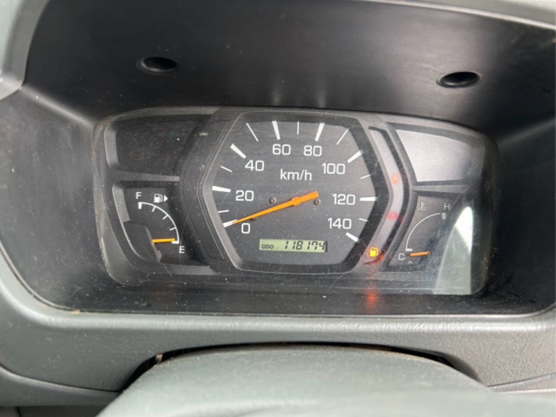 MINICAB VAN