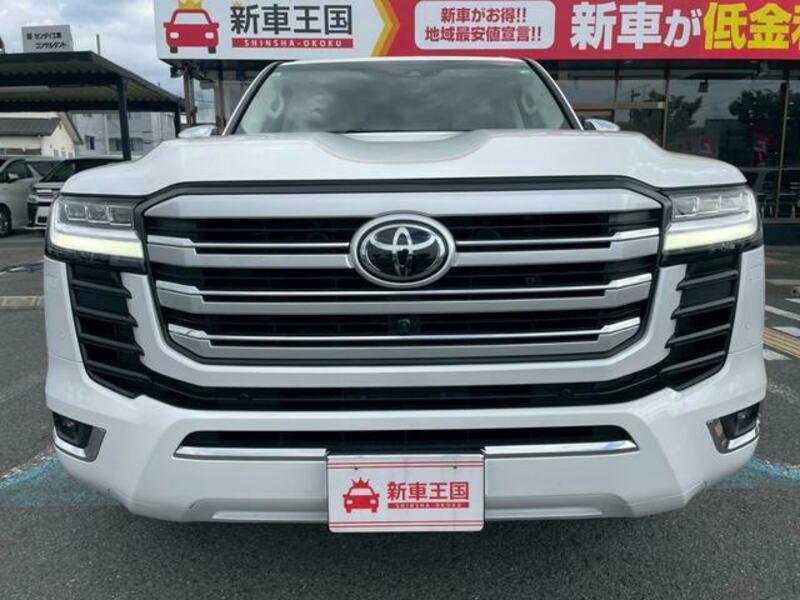 LAND CRUISER