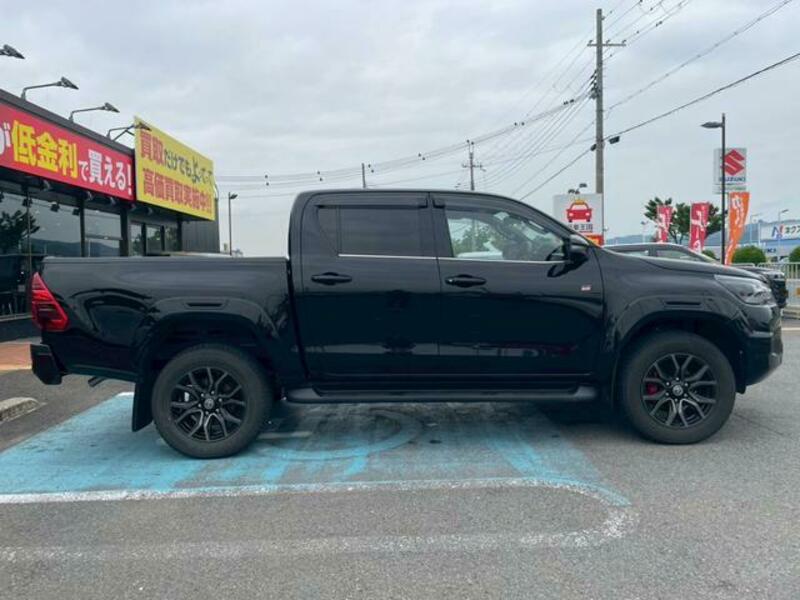 HILUX