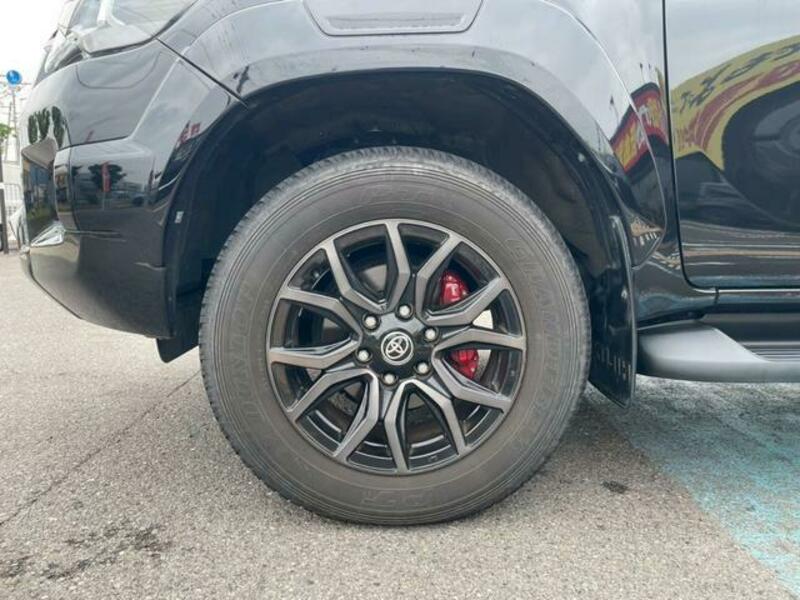 HILUX