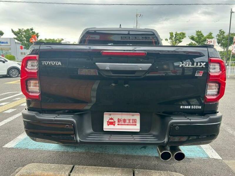 HILUX