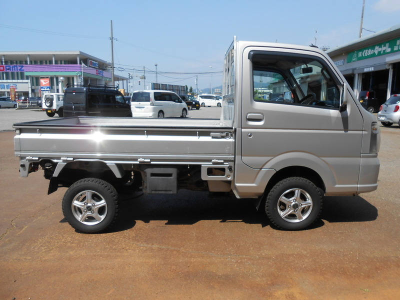 CARRY TRUCK