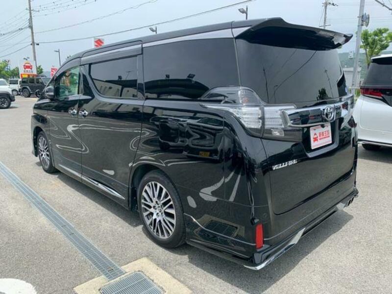 VELLFIRE