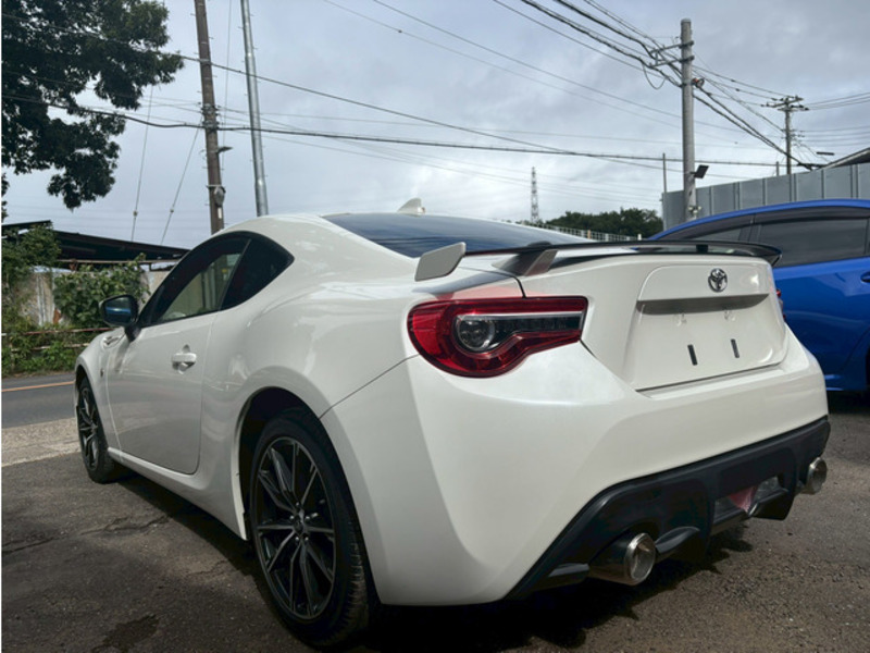 86