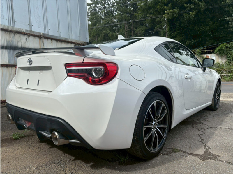 86
