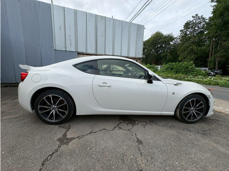 86