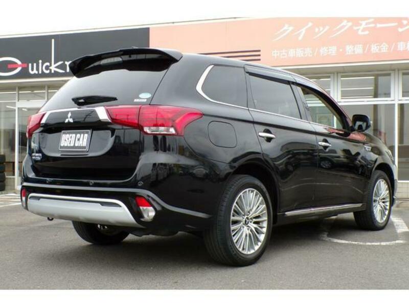 OUTLANDER PHEV