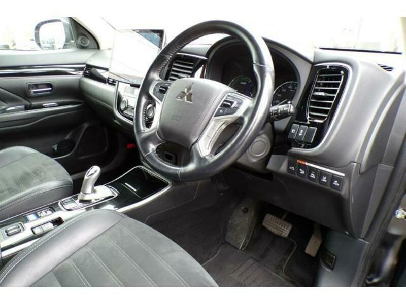 OUTLANDER PHEV