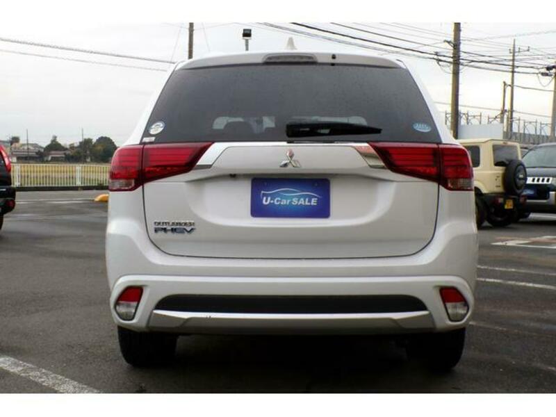 OUTLANDER PHEV