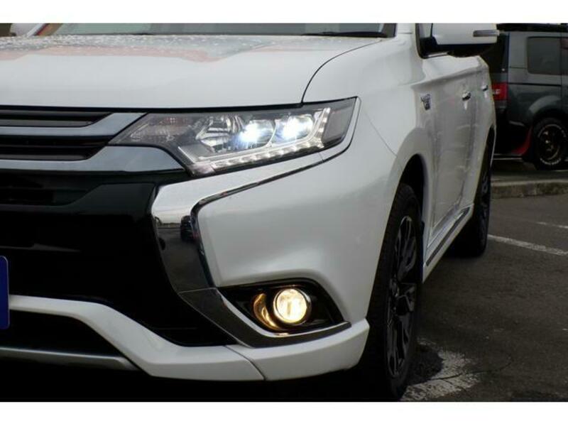 OUTLANDER PHEV