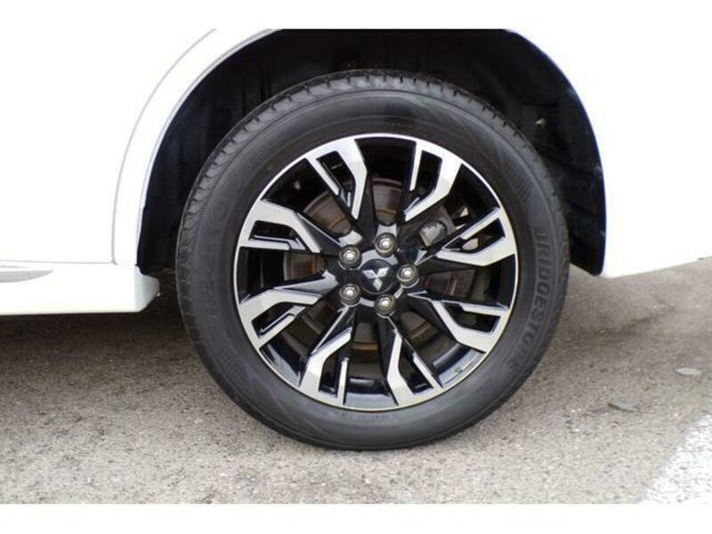 OUTLANDER PHEV