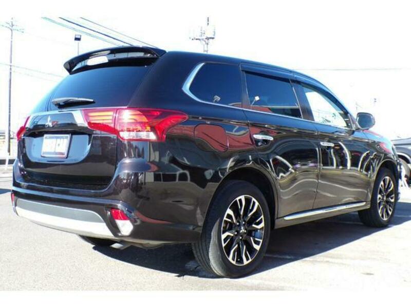 OUTLANDER PHEV