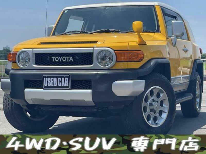 TOYOTA FJ CRUISER
