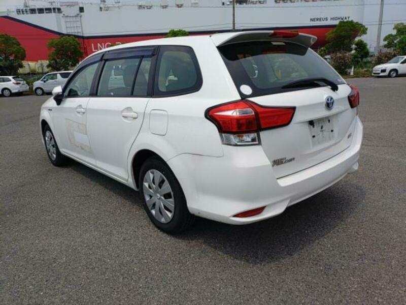 COROLLA FIELDER