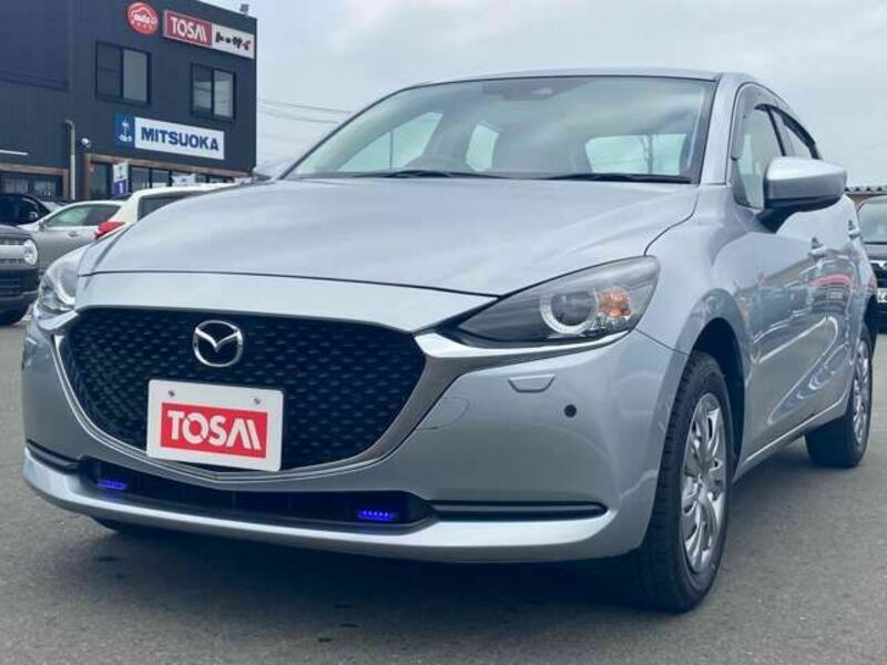 MAZDA2