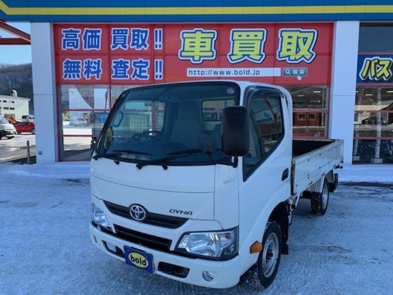 TOYOTA DYNA