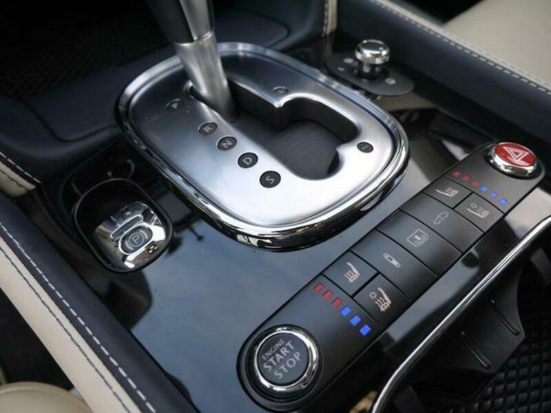FLYING SPUR