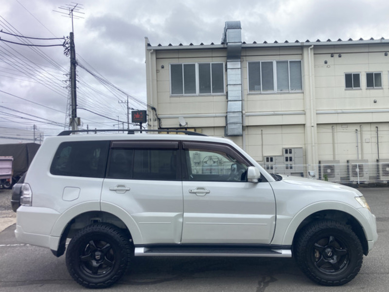 PAJERO