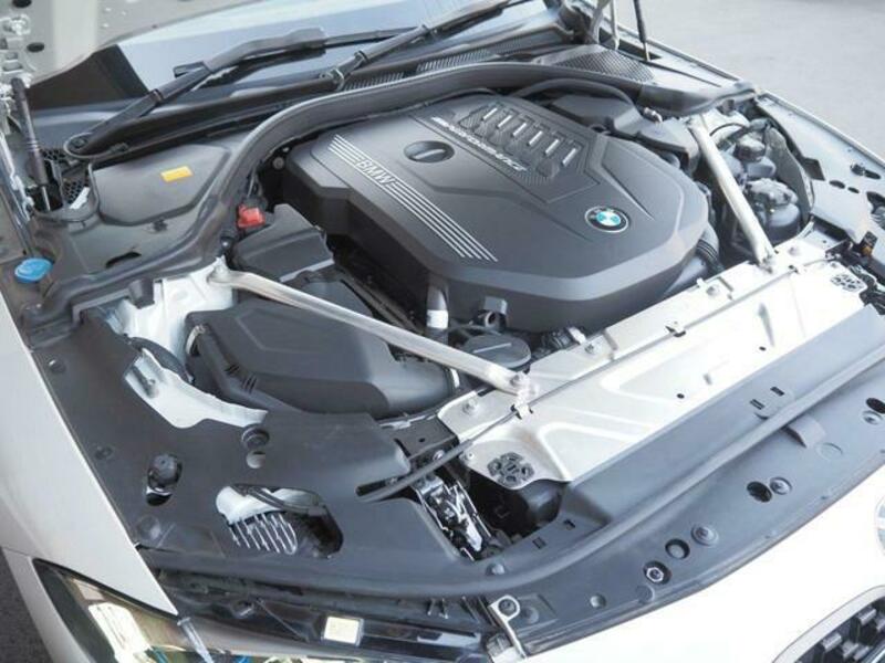 4 SERIES
