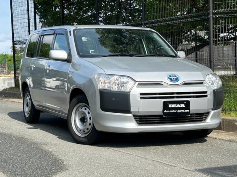TOYOTA SUCCEED VAN