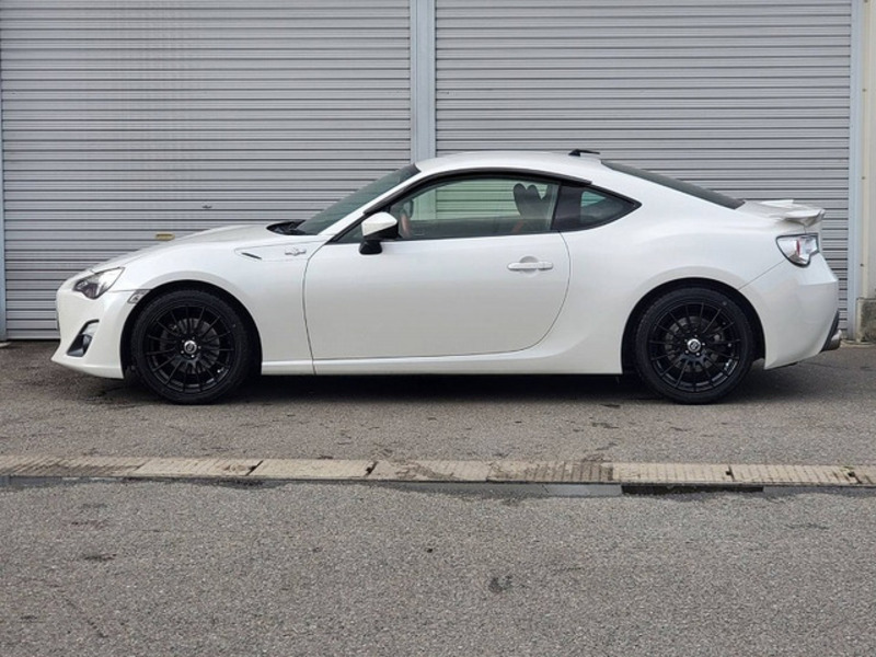 86