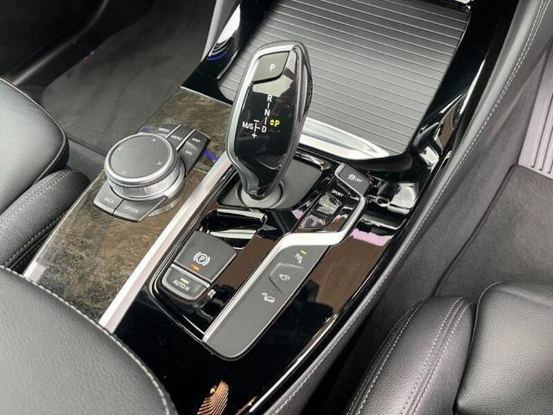 X4