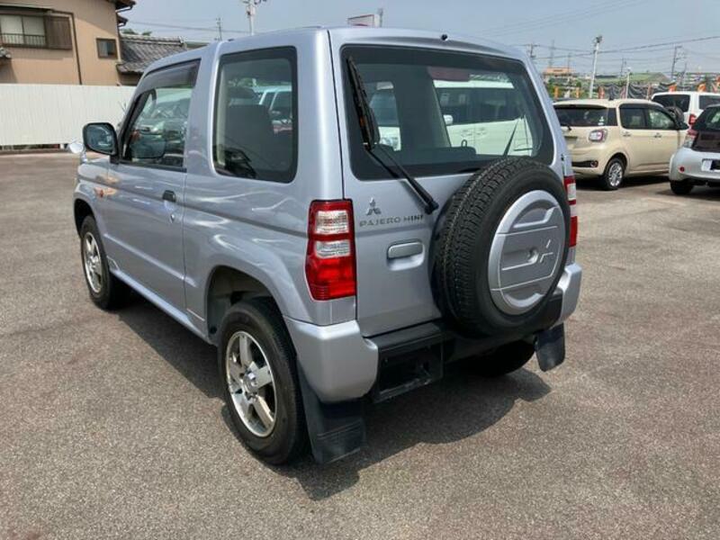 PAJERO MINI