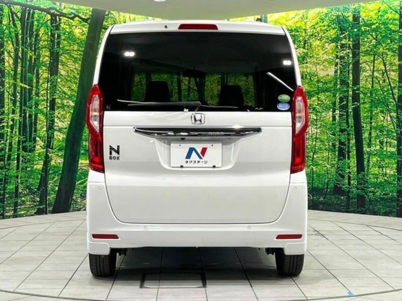 N BOX