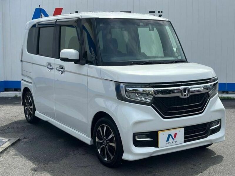N BOX CUSTOM
