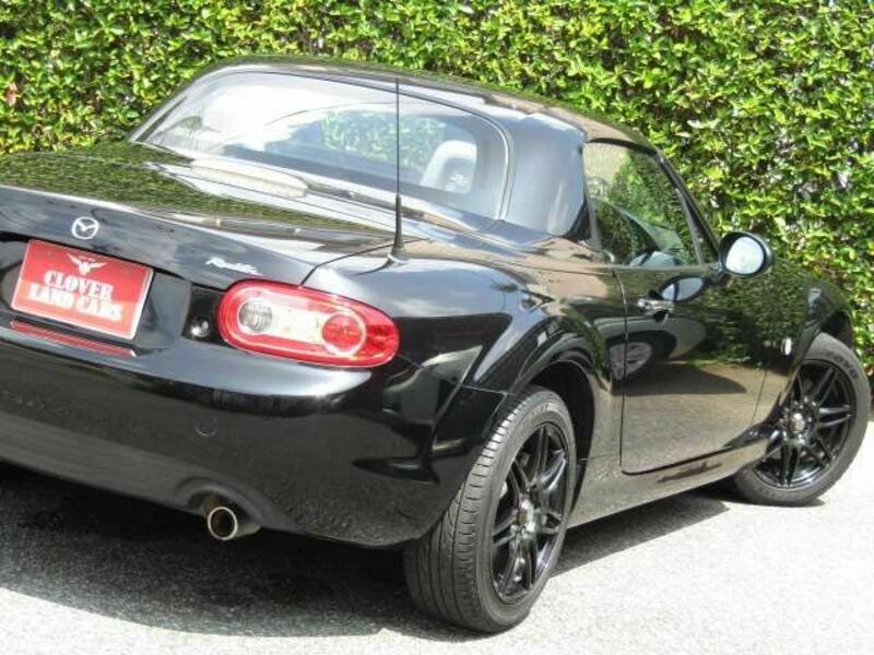 ROADSTER