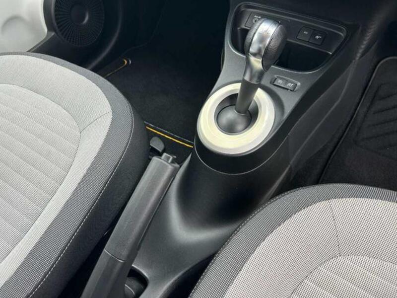 TWINGO