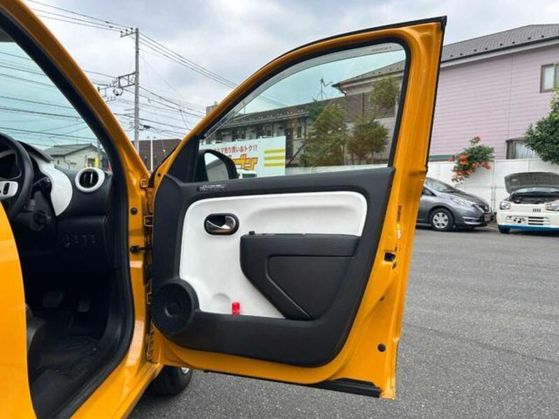 TWINGO