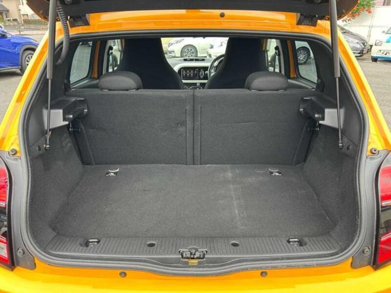 TWINGO
