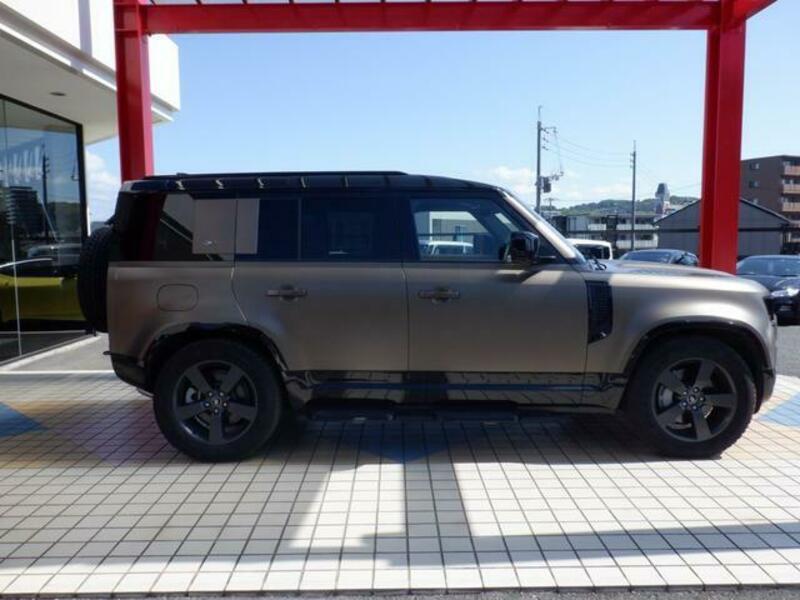 DEFENDER