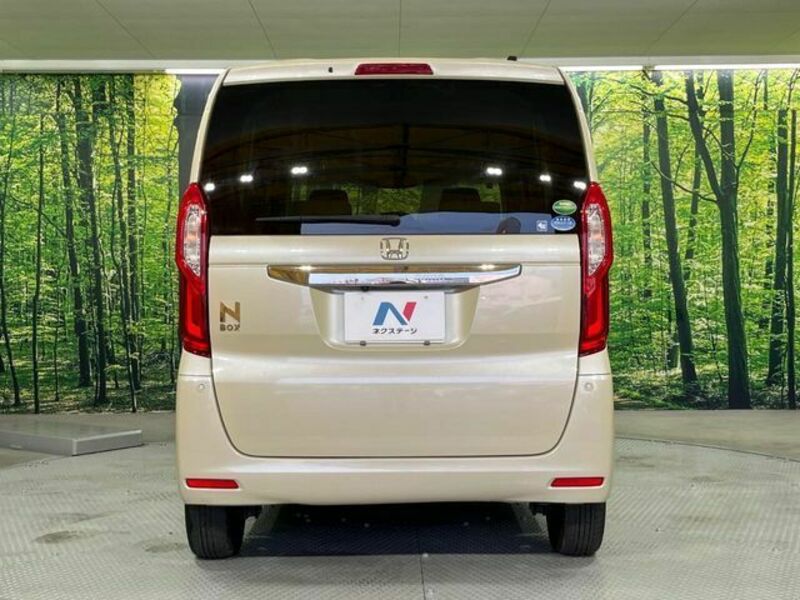 N BOX