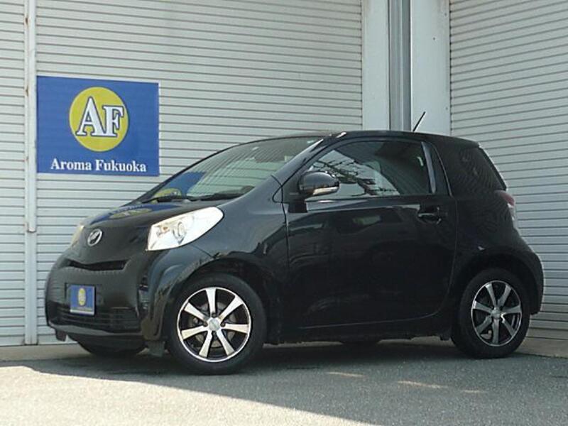 TOYOTA IQ