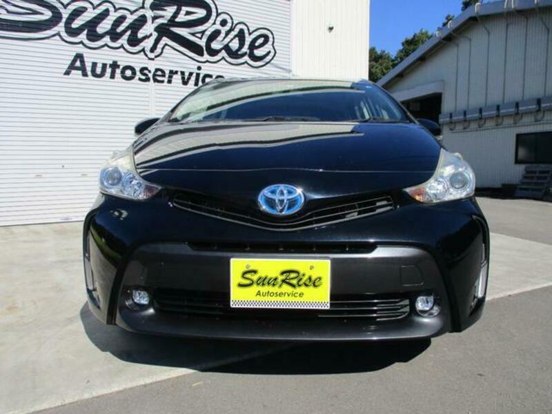 PRIUS ALPHA