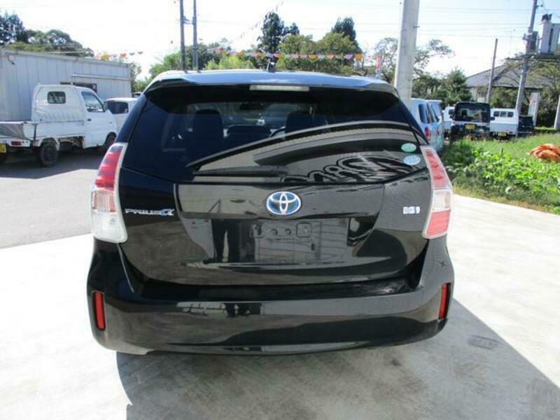 PRIUS ALPHA